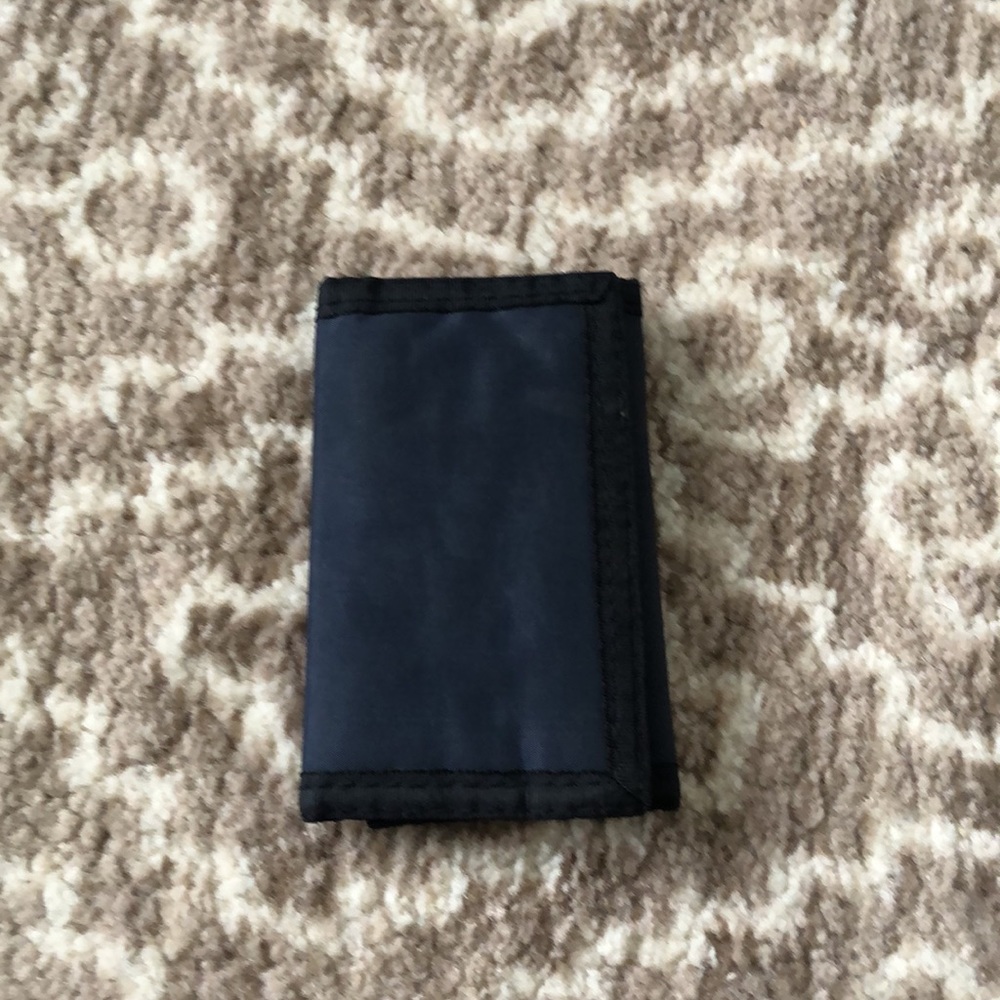 Wallet - Picture 2 of 4